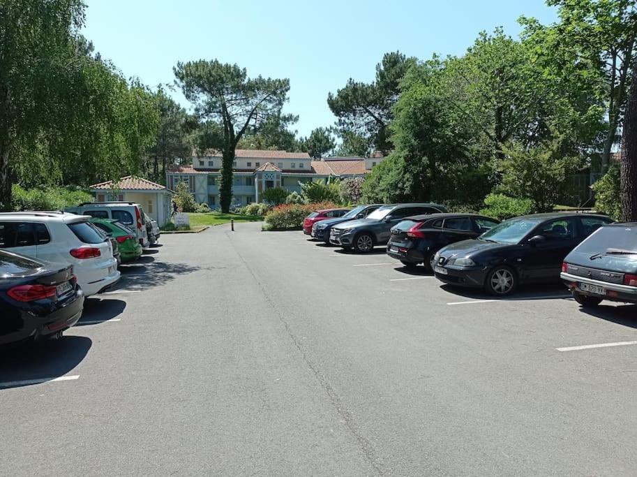 מולייטס-אה-מא Vue Golf Dans Residence Nature "Sympalappart" מראה חיצוני תמונה